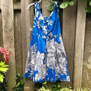 Flirty summery cotton sun dress sz 8-10